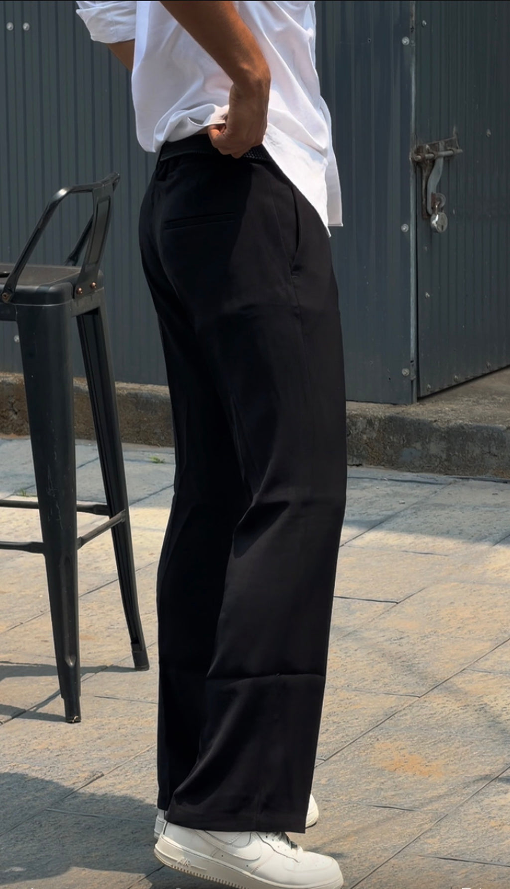 SEMI BOOTCUT BLACK PANTS TR0192