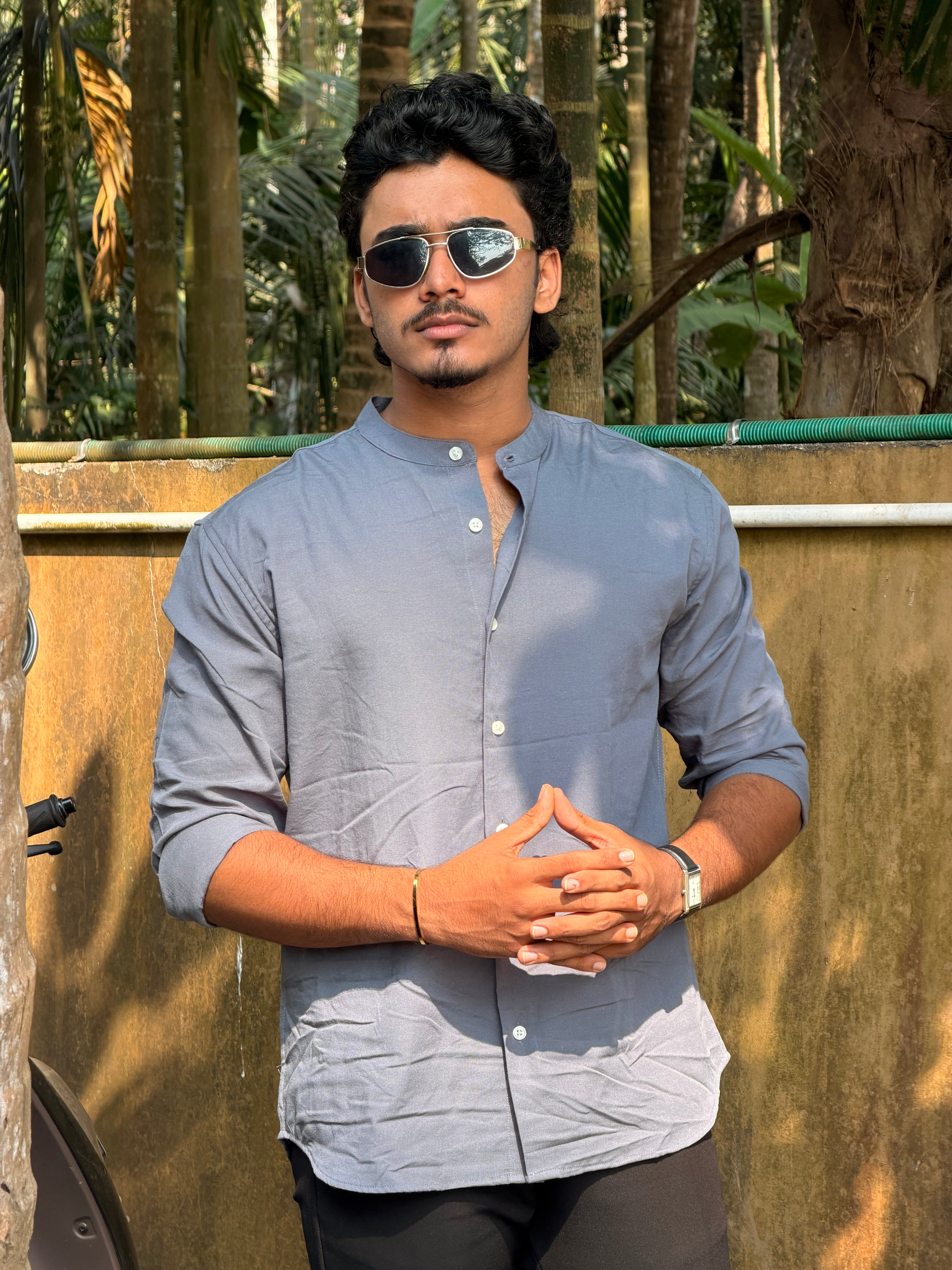 Chinese collar MSC0878